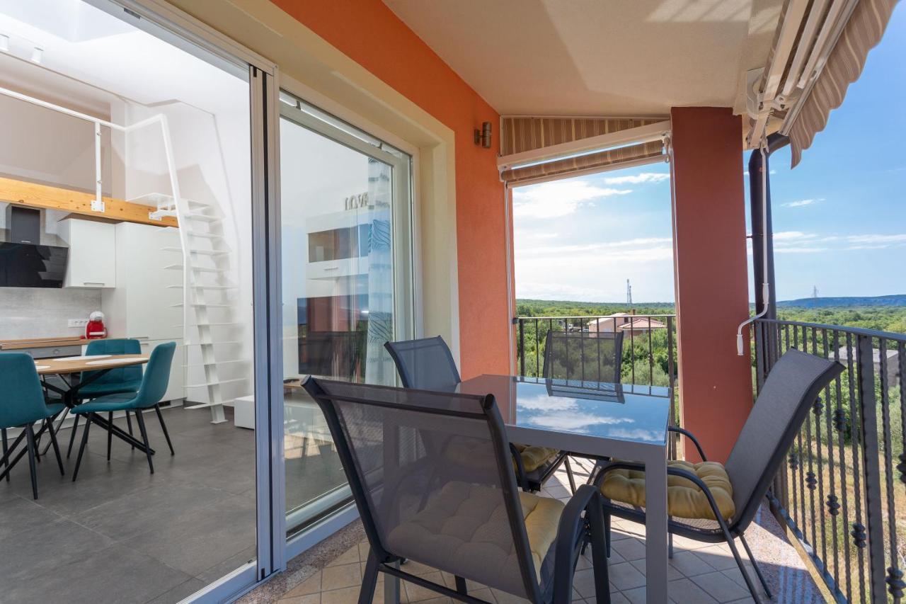 Gallery Apartment In Skrbčići Extérieur photo