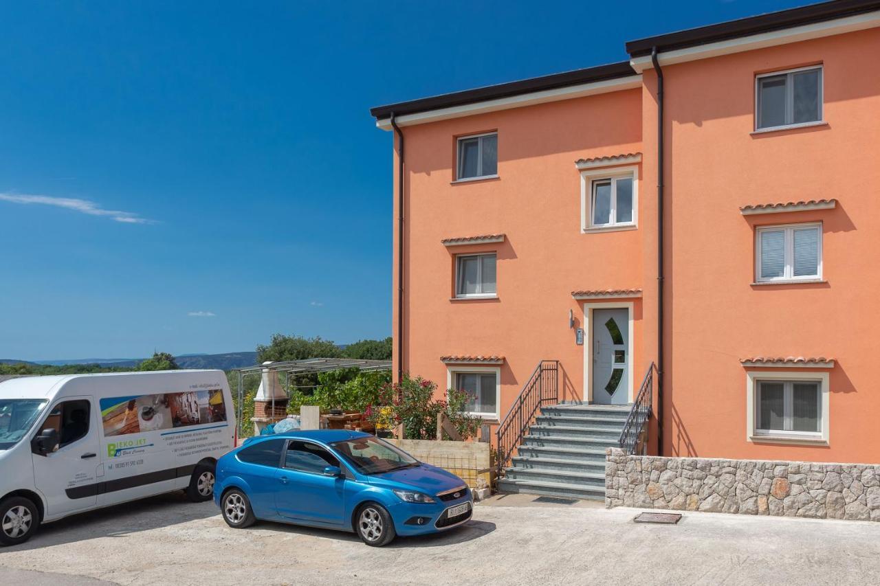 Gallery Apartment In Skrbčići Extérieur photo